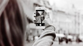 چرا عکس سلفی