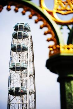 عکاسی قاب در قاب