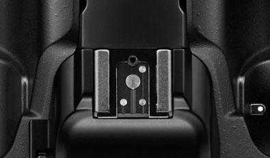 محل اتصال فلاش به دوربین 1000 مگاپیکسلی نیکون