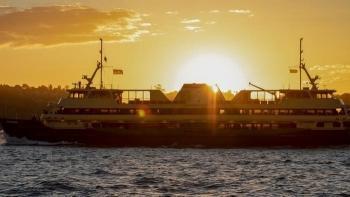 عکاسی با دوربین EOS 1500D