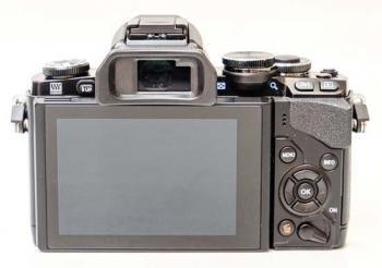 منظره یابدوربین الیمپوس OM-D E-M10