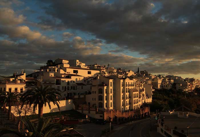 دوربین کانن 3000D