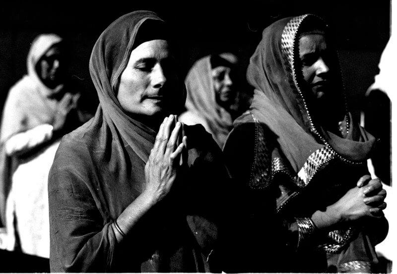 عکاسی از مردم در میان جمعیت