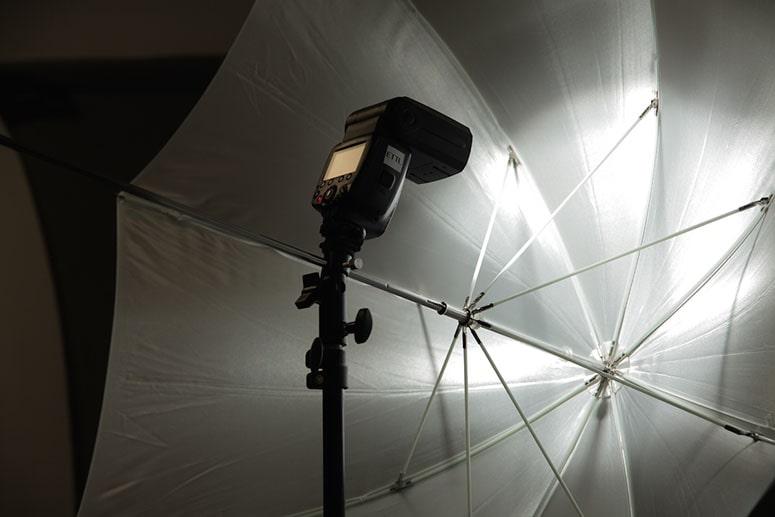 چتر آتلیه ( چتر عکاسی )