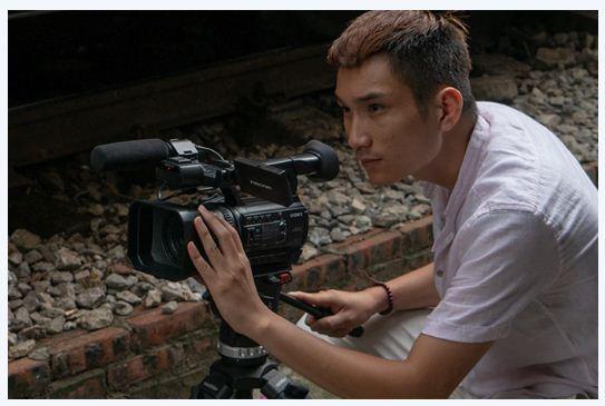 دوربین فیلمبرداری سونی NX200