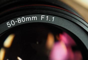 لنز 80-50 میلی‌متری f/1.1 کانن برای مانت RF