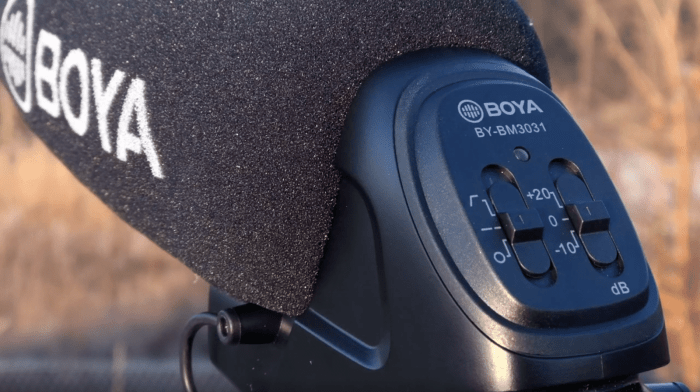 دکمه های کنترلی میکروفون بویا BY BM3031