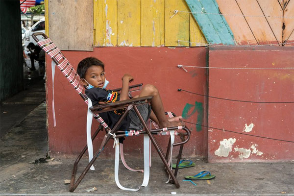 لنزسونی مدل Sony FE 28-70mm f/3.5-5.6 OSS