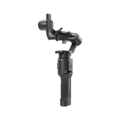 تصویر از گیمبال دوربین دی جی آی رونین اس سی کمبو DJI Ronin-SC Combo در حالت استفاده دستی