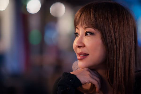 لنزسونی 85mm f/1.4 GM