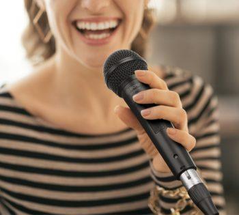 میکروفون دستی بویا مدل BY-BM58 برای تولید محتوا