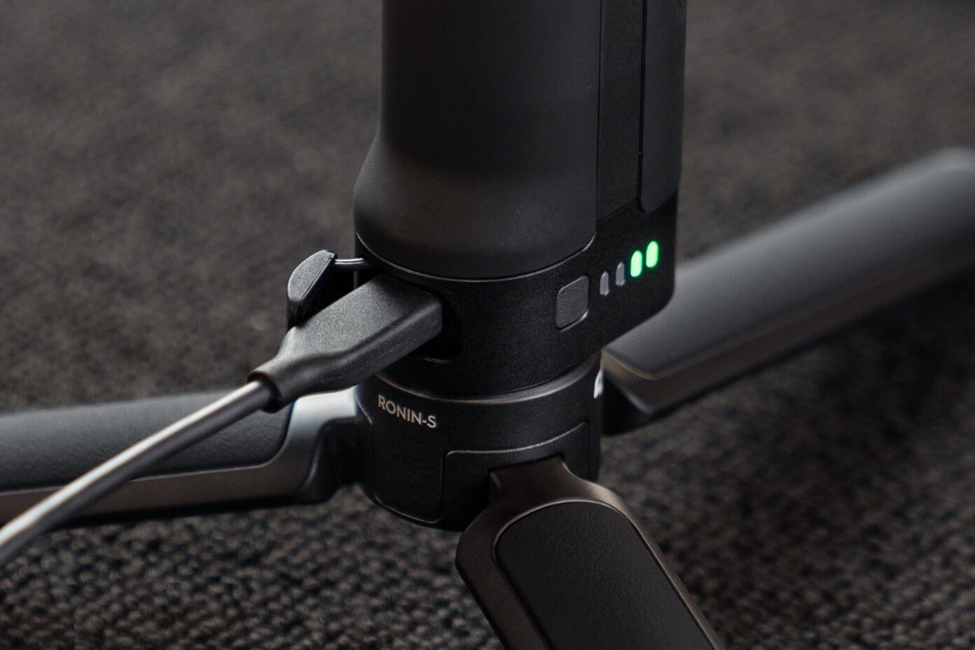 تصویر از سه پایه گیمبال دوربین دی جی آی رونین آر اس 2 DJI Ronin RS 2 Gimbal