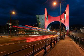 لنز Tamron 24mm f/2.8