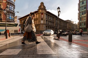 لنز Tamron 24mm f/2.8