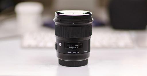 لنز Sigma 24mm f/1.4