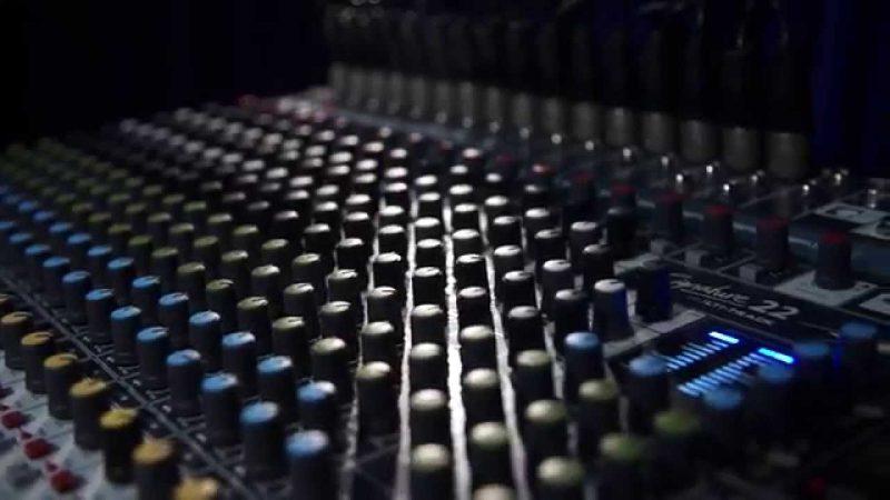 میکسر صدا Soundcraft Signature 12