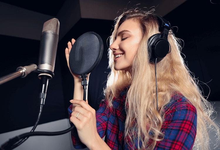 میکروفون استودیویی