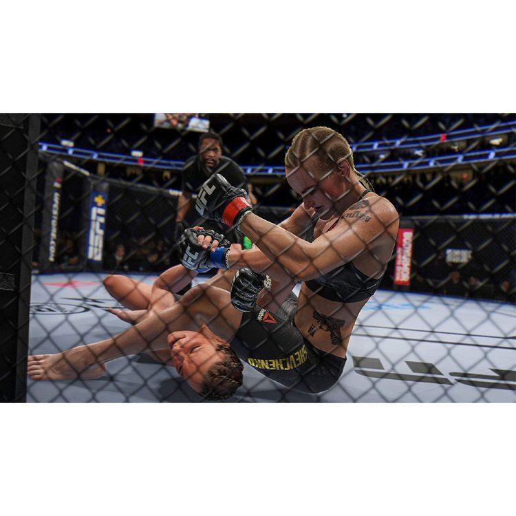 بازی EA SPORTS UFC 4 مناسب پلی استیشن 4