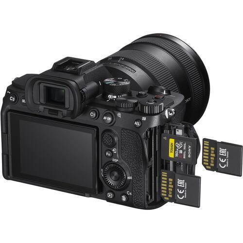 جایگاه رم دوربین عکاسی سونی Sony Alpha a7 IV