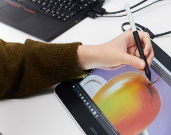 قلم و مانیتور طراحی وکام وان wacom one
