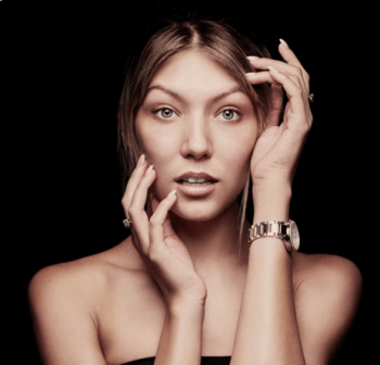 ژست عکاسی دخترانه