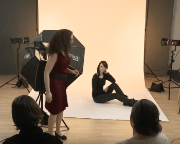 ژست عکاسی دخترانه