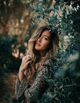 ژست عکاسی دخترانه