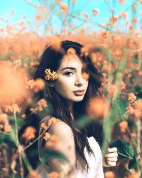 ژست عکاسی دخترانه