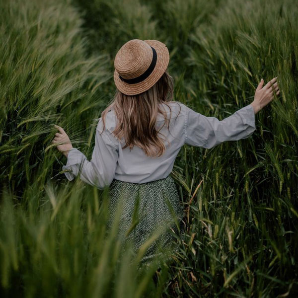 ژست عکاسی دخترانه