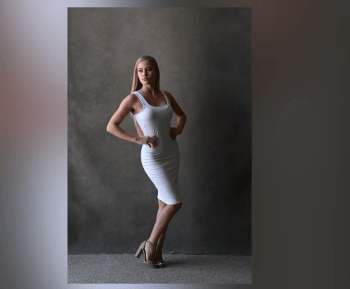 ژست عکاسی دخترانه