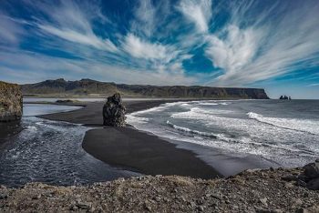 لنز زایس ZEISS Batis 25mm f/2 Lens for Sony E