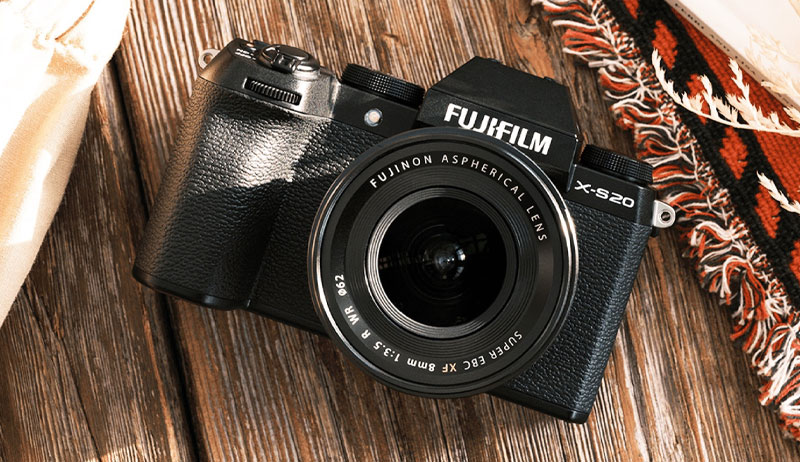 بهترین دوربین برای عکاسی عروسی از برند فوجی