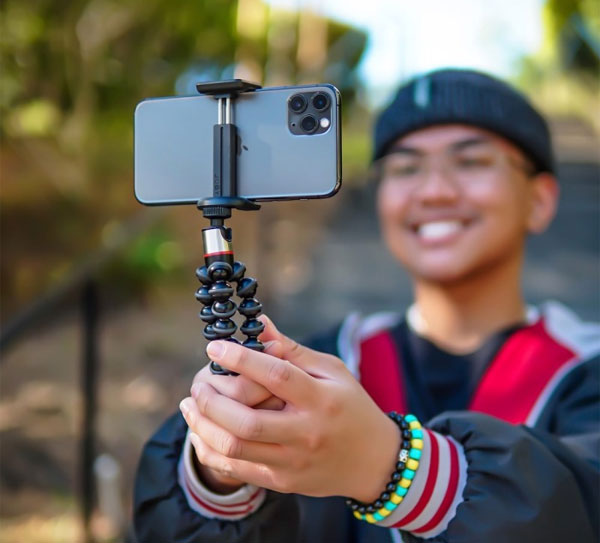 کار با سه پایه قابل انعطاف جابی JOBY GorillaPod 325 flexible Tripod JB01505-BWW