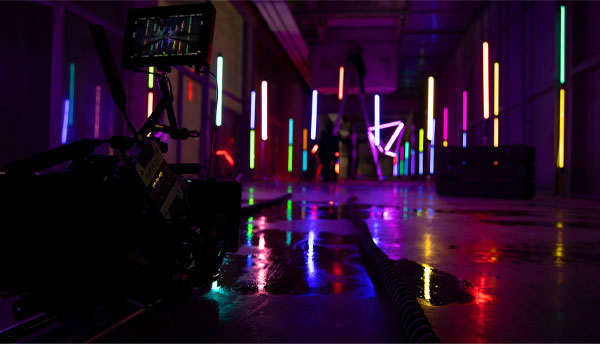 کار با نور باتومی گودکس Godox TL120 RGB Tube Light