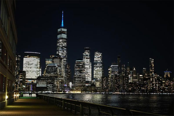 دوربین بدون آینه سونی Sony Alpha a7 IV With FE 28-70mm f/3.5-5.6 OSS Lens