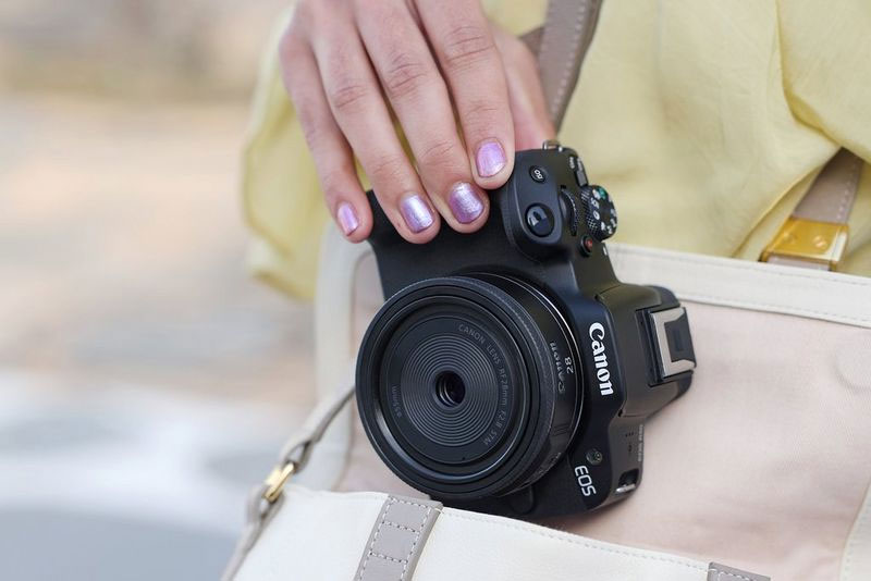 لنز کانن Canon RF 28mm f.2.8 STM Lens