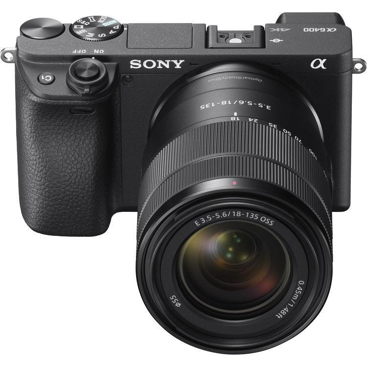 نمای روبرو دوربین بدون آینه سونی Sony Alpha a6400 Mirrorless 18-135mm OSS