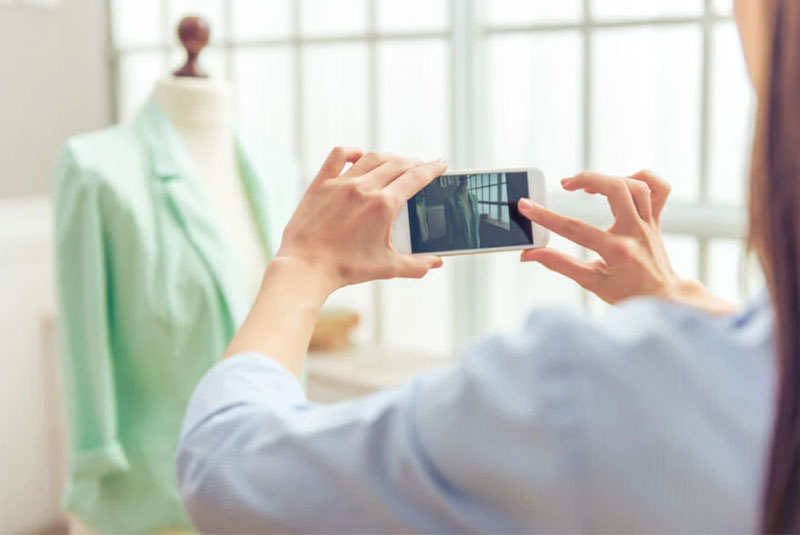 عکاسی از لباس با موبایل