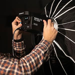 نور ثابت نانلایت Nanlite FS-150Bi Light