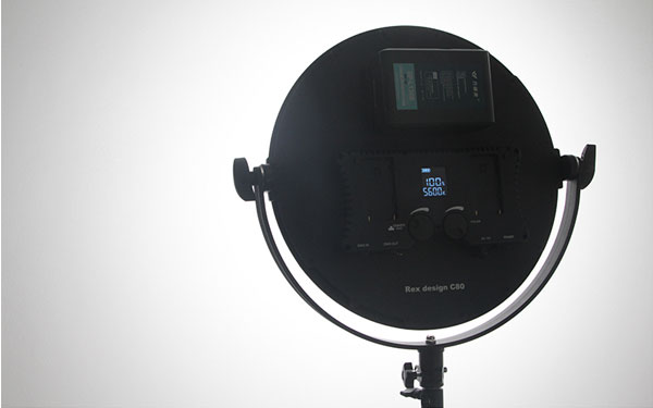 نمای پشتی پنل نور گلدن ایگل Golden eagle C80