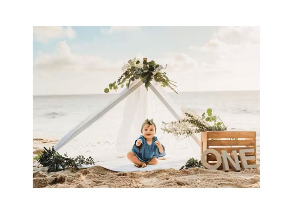 ژست عکس کنار دریا