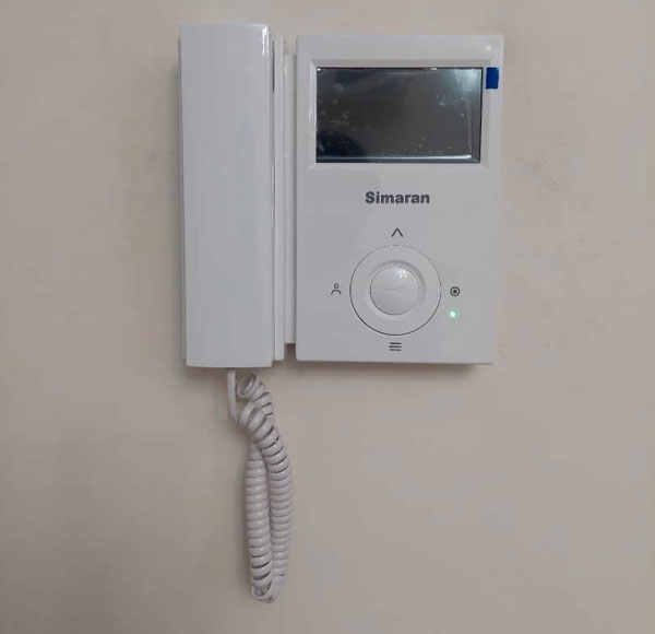 بهترین تعمیرکاران آیفون تصویری تهران