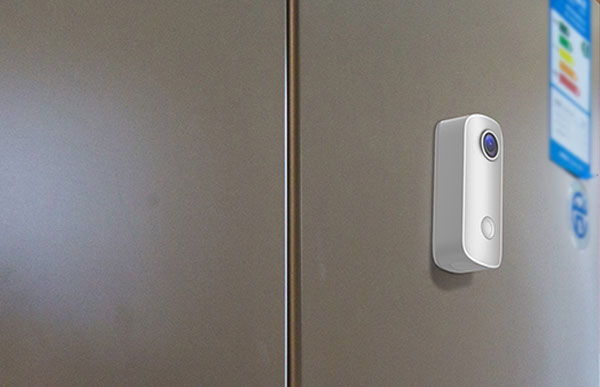 دوربین اکشن ورزشی اس جی کم Sjcam C100+ Action روی یخچال