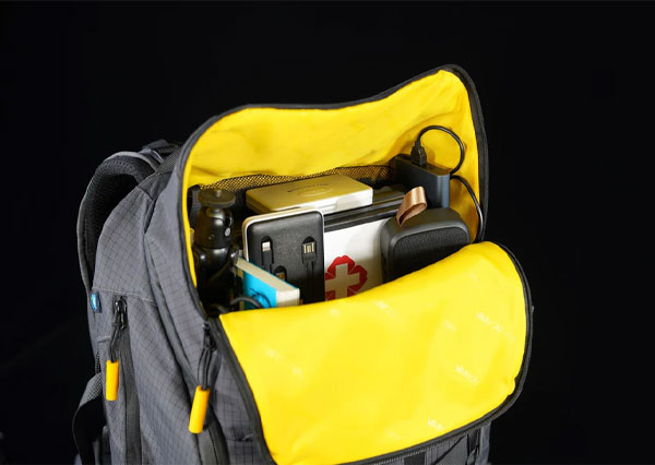 کیف کوله پشتی ونگارد مدل Vanguard VEO ACTIVE 42M GY و ظرفیت و گنجایش