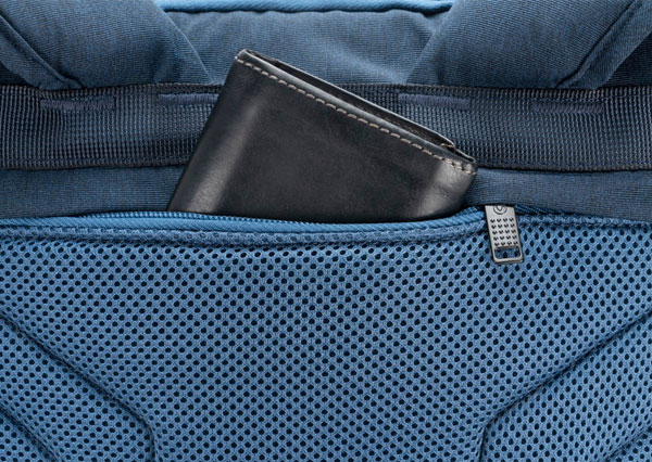 کیف کوله پشتی ونگارد مدل Vanguard VEO RENGE 41M NV و جیب های جانبی