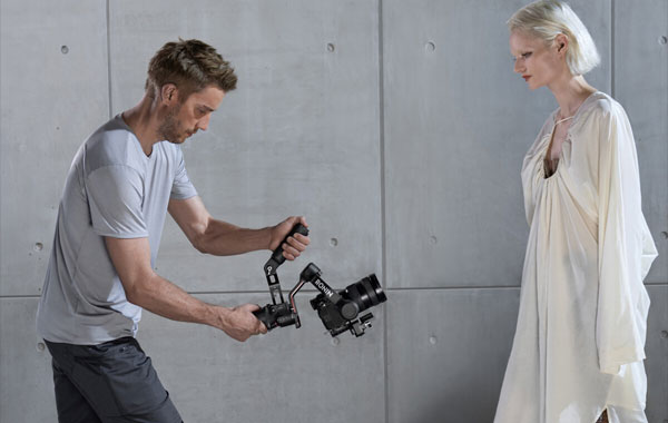 گیمبال دوربین دی جی آی آر اس 4 کمبو DJI RS 4 Combo Gimbal Stabilizer