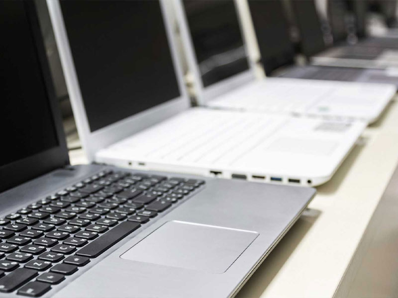 تفاوت لپ تاپ استوک و نو و فروش انواع لپ تاپ در فروشگاه