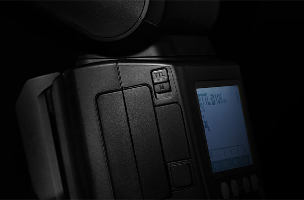 فلاش اسپیدلایت گودکس Godox و دکمه سوییچ