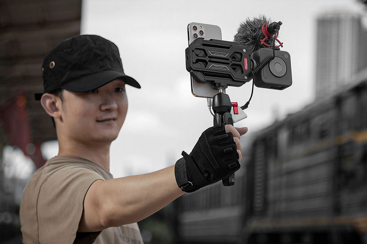 کیج موبایلی