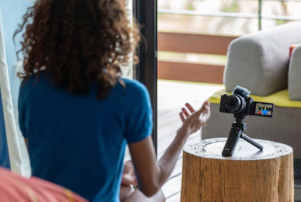 دوربین عکاسی بدون آینه سونی Sony ZV-E10 II Mirrorless Camera with 16-50mm Lens و تولید ولاگ